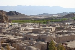 روستاهای خراسان جنوبی؛ از باغ‌های زرشک تا کویر و کاهگل