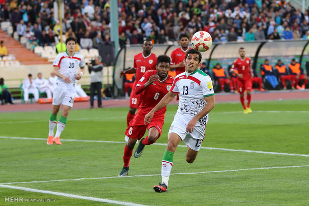 دیدار تیم های ملی فوتبال ایران و عمان