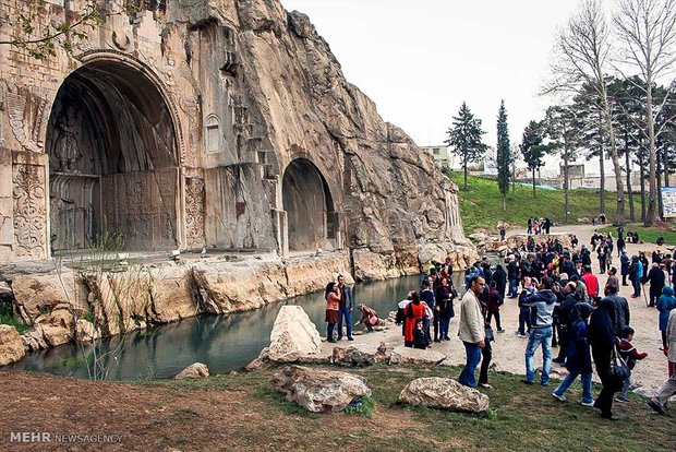 Tak-ı Bostan