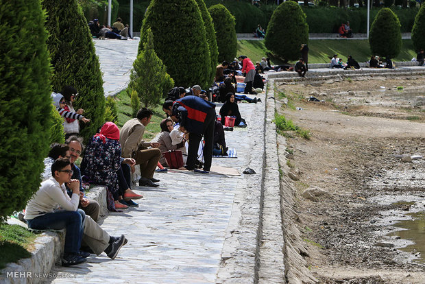 Isfahan celebrates Nature Day