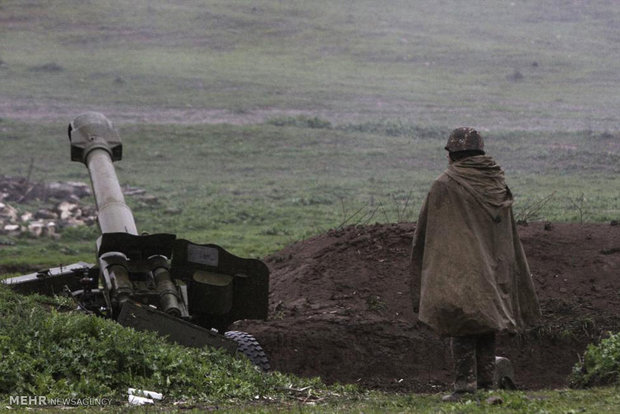 هدف قرار گرفتن یک قرارگاه نظامی ارمنستان توسط نیروهای آذربایجان