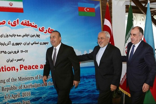 İran, Türkiye ve Azerbaycan üçlü toplantısının sonuç bildirgesi İran, Türkiye ve Azerbaycan üçlü toplantısının sonuç bildirgesi