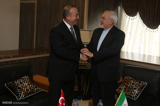 Iran, Turkey FMs meet in Baku