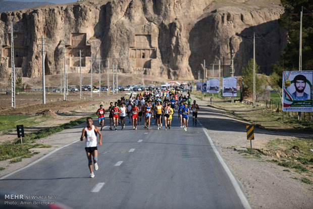 Iran’s Persepolis Historical Complex hosts first intl. marathon