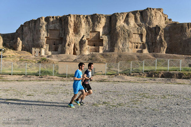 Iran’s Persepolis Historical Complex hosts first intl. marathon