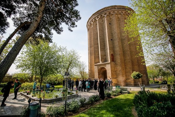 تهران را به مقصد گردشگری تبدیل میکنیم