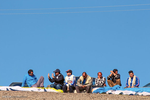 Paragliding in Kermanshah