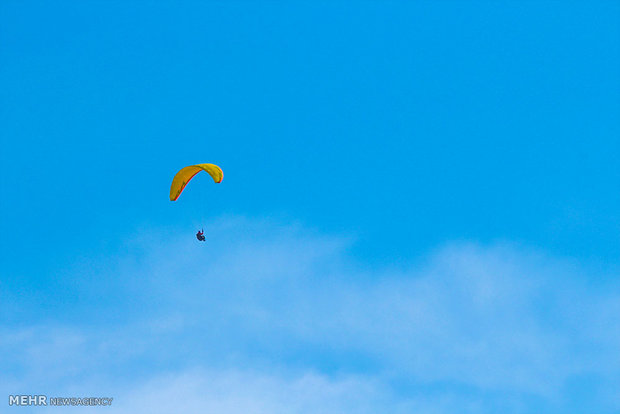 Paragliding in Kermanshah