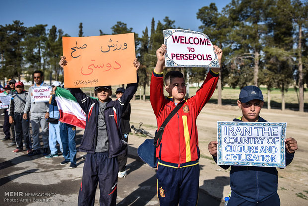 Iran’s Persepolis Historical Complex hosts first intl. marathon