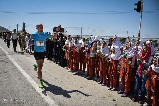 Iran’s Persepolis Historical Complex hosts first intl. marathon