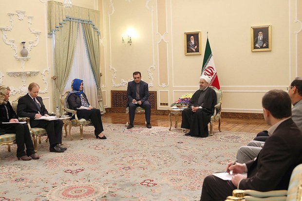 روحاني يؤكد اهمية التعاون بين ايران واوروبا لحل القضايا المعقدة