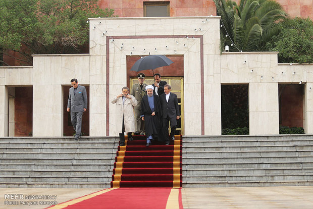 Rouhani leaves for Istanbul