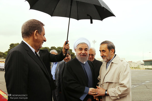 Rouhani leaves for Istanbul