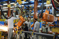 ایران در عمان خط تولید خودرو راه‌اندازی می‌کند