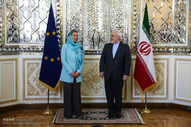 Zarif ile Mogherini görüştü Zarif ile Mogherini görüştü