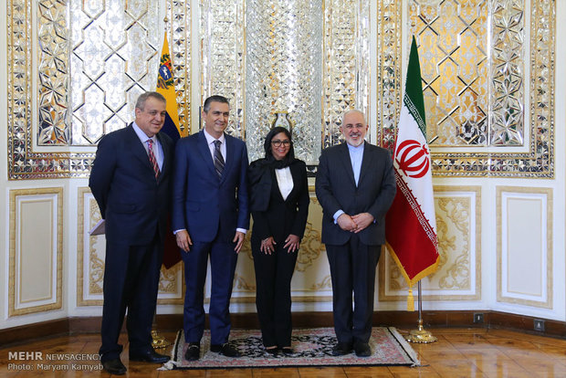 Zarif meets Venezuelan counterpart in Tehran