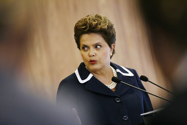آخرین وضعیت «روسف» پس از رای مجلس برزیل
