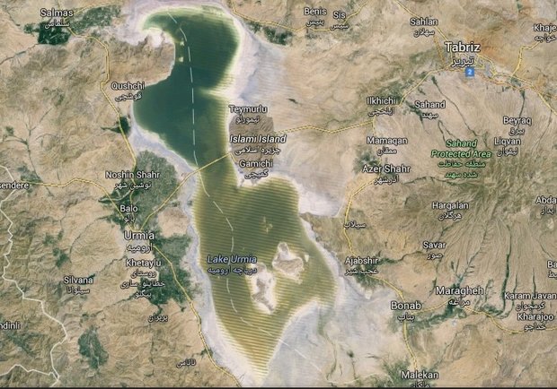 حیات به دریاچه ارومیه برگشت/ ادامه رهاسازی آب سدها 