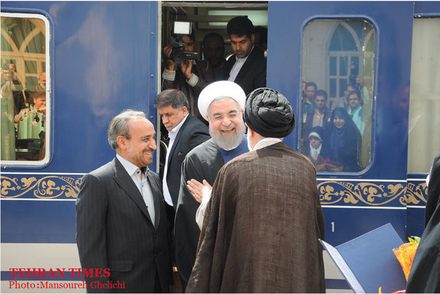 President Rouhani visits Semnan by train