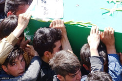 مردم گلستان با نخستین شهید ارتشی مدافع حرم وداع می کنند