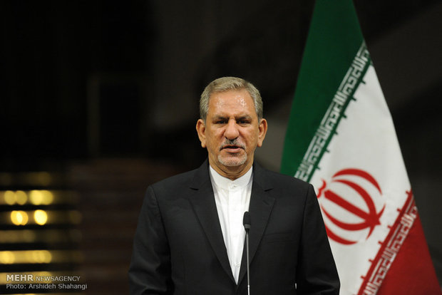 Suriye Başbakanı Tahran’da resmi törenle karşılandı
