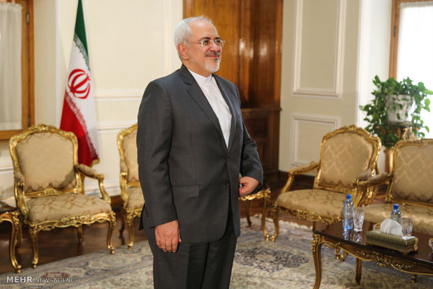 New ambs. submit copy of credentials to FM Zarif