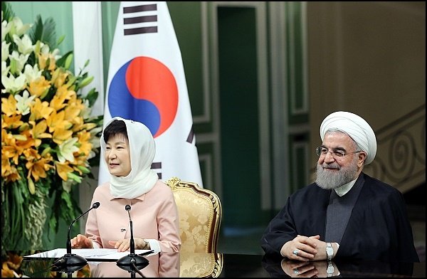 الرئيس روحاني يدعو الى ارساء السلام  والاستقرار في شبه الجزيرة الكورية