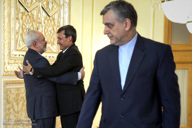 Zarif meets Turkmen counterpart in Tehran