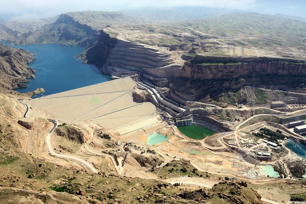 مافیای آب خطرناکترازمافیای دارو/کارشناسان صنعت آب را مافیانخوانیم