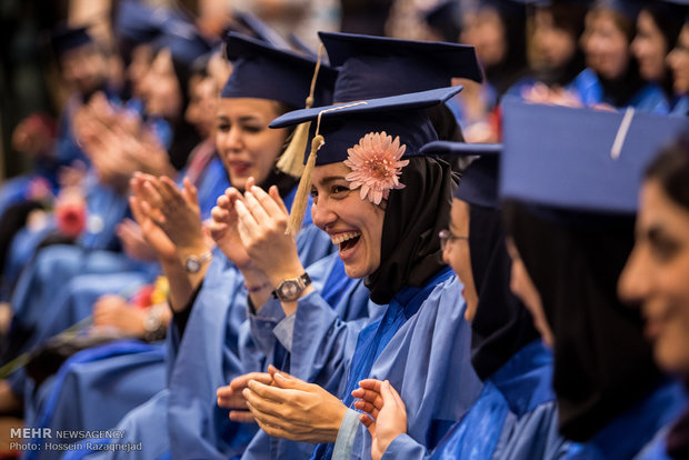 21 ألف طالب أجنبي في الجامعات الايرانية 