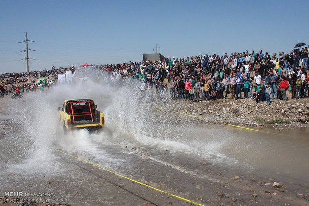 Qazvin hosts off-road competitions