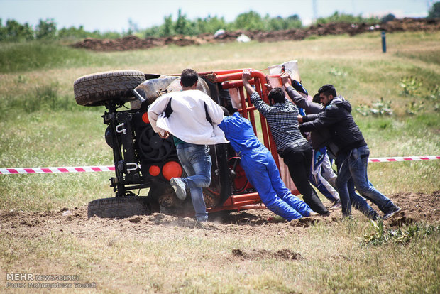 Qazvin hosts off-road competitions