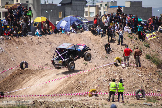 Qazvin hosts off-road competitions