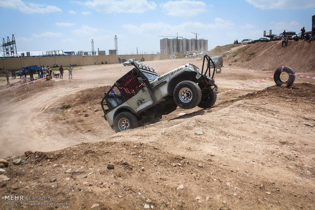 Qazvin hosts off-road competitions