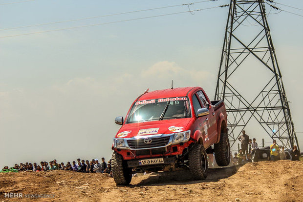 Qazvin hosts off-road competitions