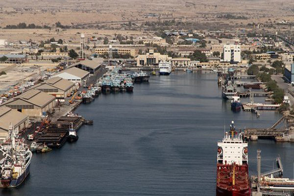 عمان ستضع احد موانئها تحت تصرف التجار الايرانيين    