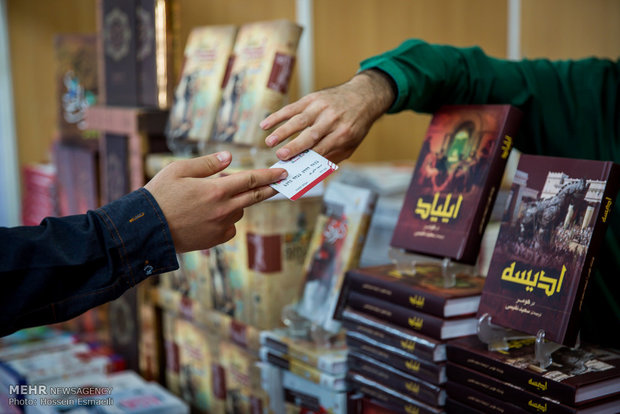 وزارت ارشاد بیش‌از ۲ میلیاردو ۲۰۰میلیون تومان کتاب از ناشران خرید