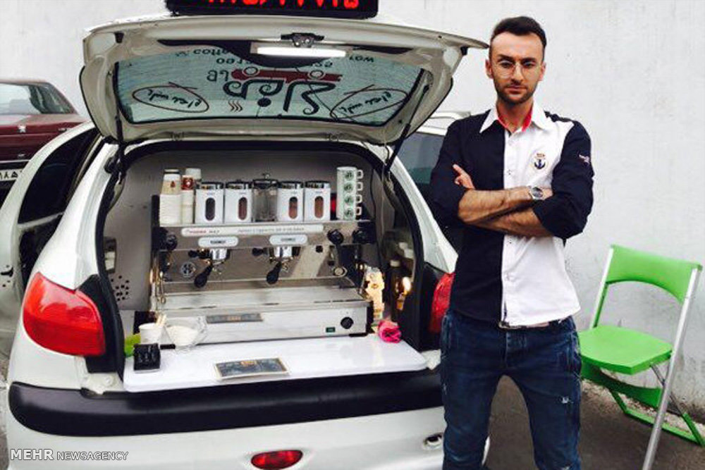 افتتاح کافه در صندوق عقب ۲۰۶ خبرگزاری مهر اخبار ایران و جهان Mehr News Agency