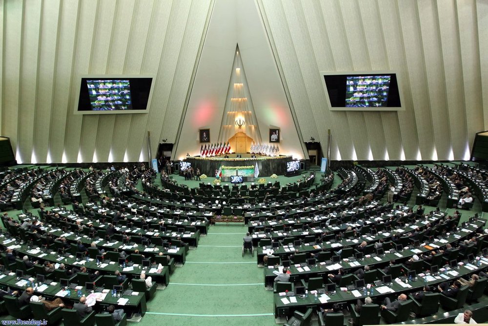 02-AK1 Majlis.jpg