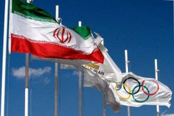نصب پرچم ۲۰۰ متری آستان قدس رضوی در محل کمیته ملی المپیک