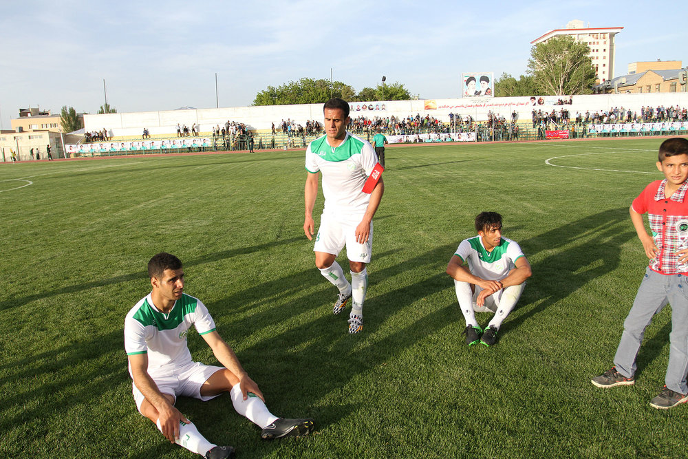 خطرسقوط به لیگ دسته ۳ فوتبال بیخ گوش قهرمان آسیا/پاس منحل میشود! 4 پایگاه خبری ججین پایگاه خبر ججین