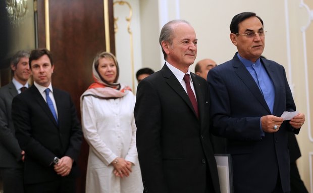 Ambassadors of four countries present credentials to Rouhani