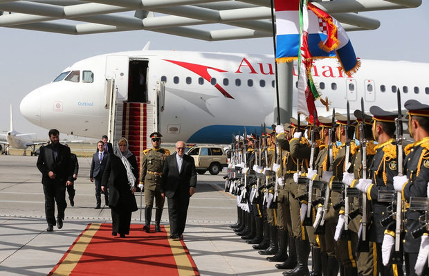 Croatian president arrives in Tehran