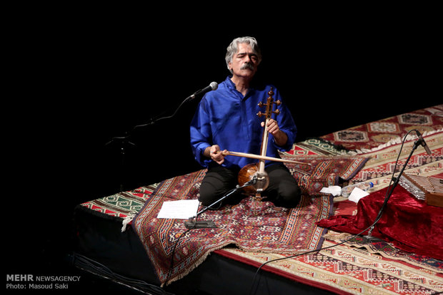 Kalhor performs in Tehran