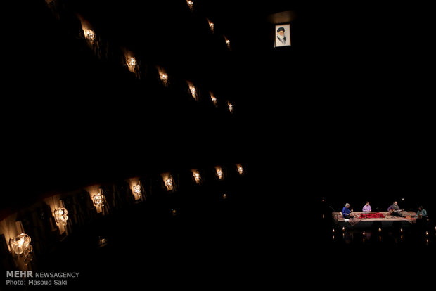 Kalhor performs in Tehran