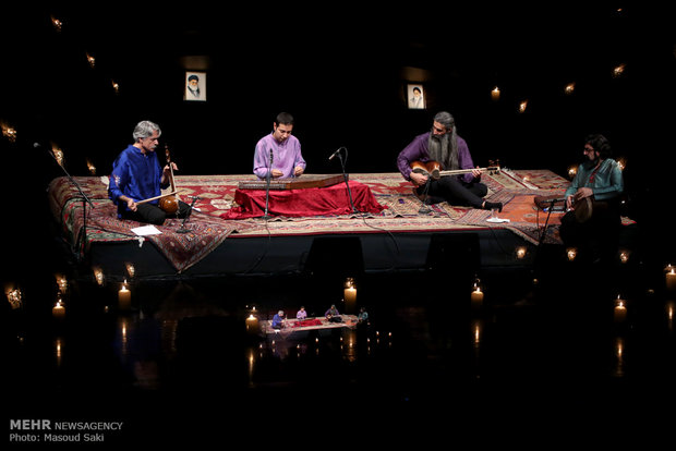 Kalhor performs in Tehran