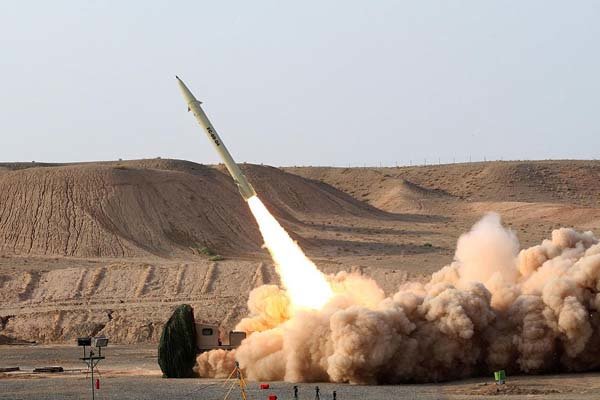 Iran successfully test-fires Naze’at rockets