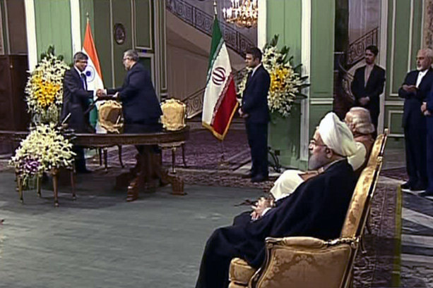 Video: Iran, India sign 12 documents