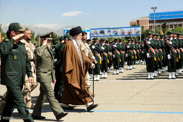 مراسم دانش‌آموختگی دانشجویان دانشگاه امام حسین علیه‌السلام