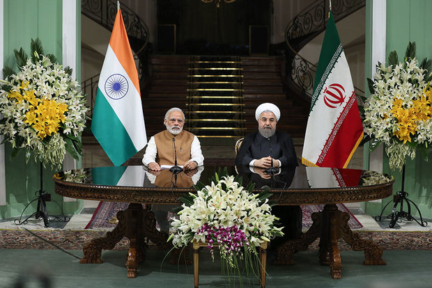  Iran-India sign 12 agreements